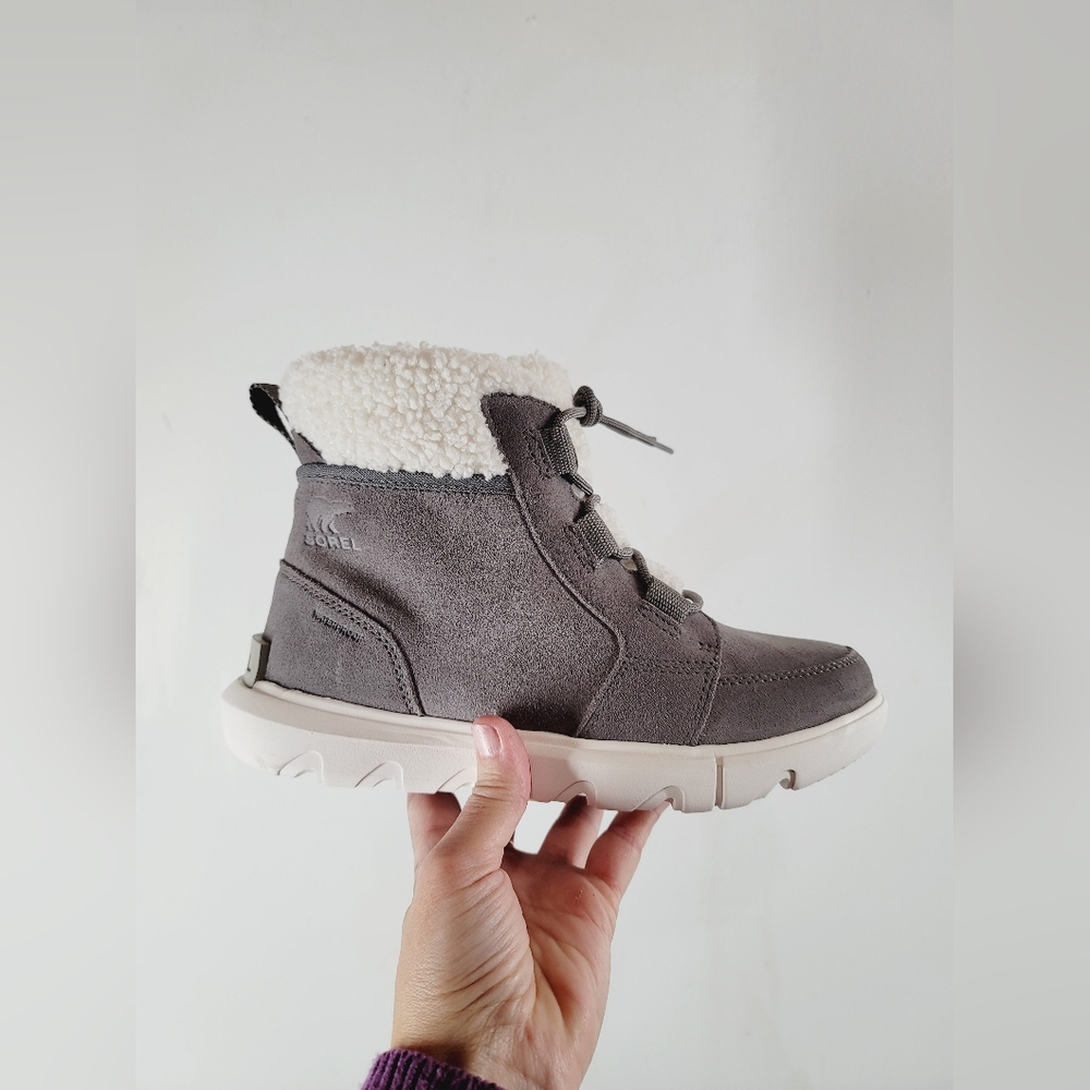 NWT SOREL EXPLORER 2 CARNIVAL COZY WINTER BOOT, SIZE 8